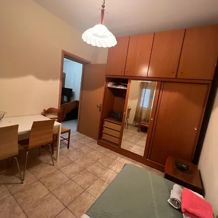 Apartment Louis
